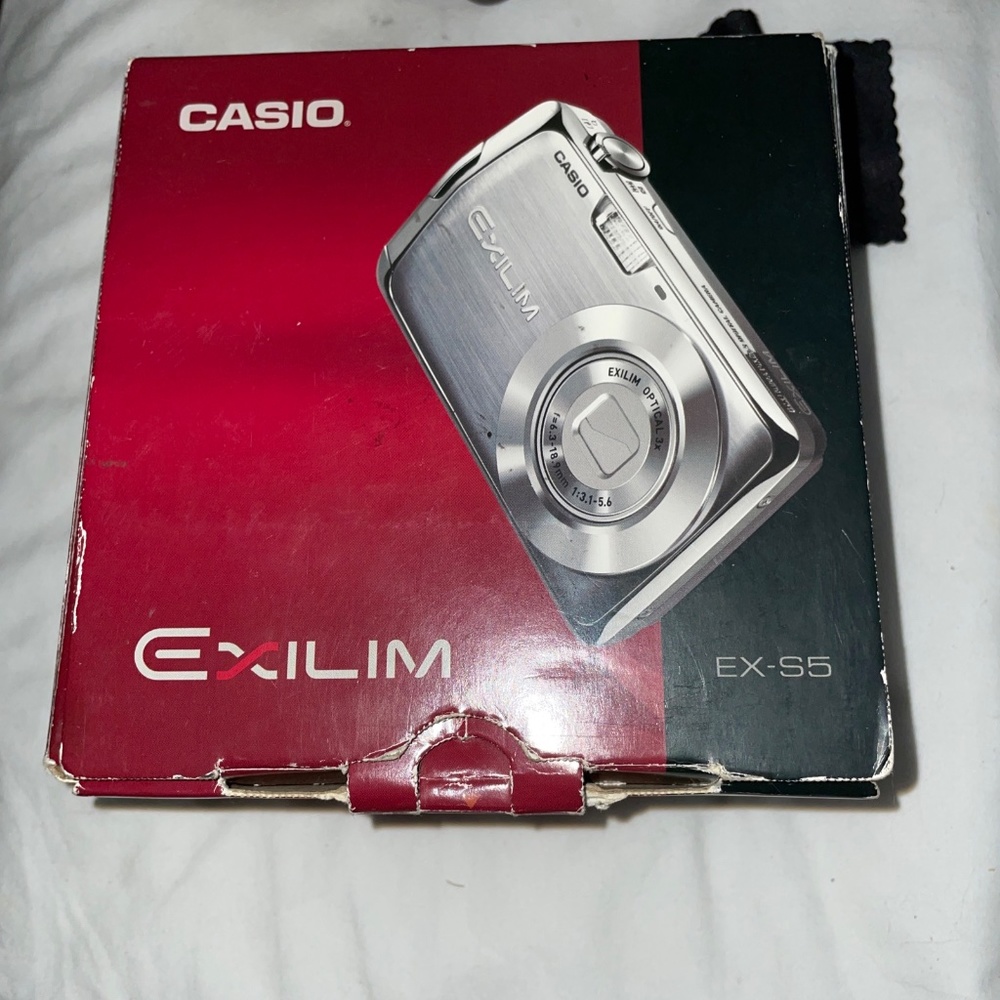 Casio camera - Picture 3 of 5